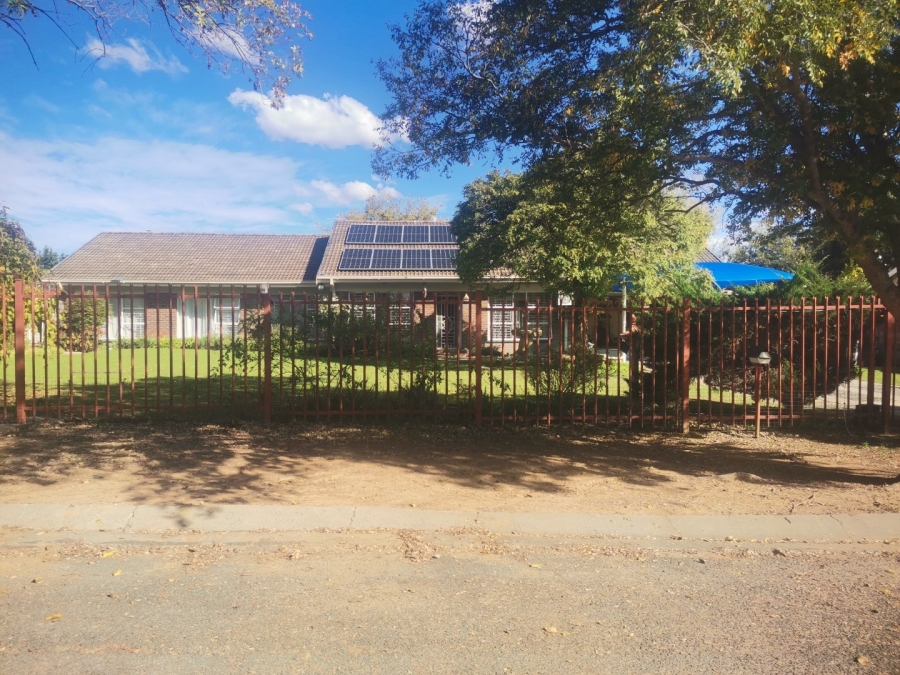 3 Bedroom Property for Sale in Senekal Free State